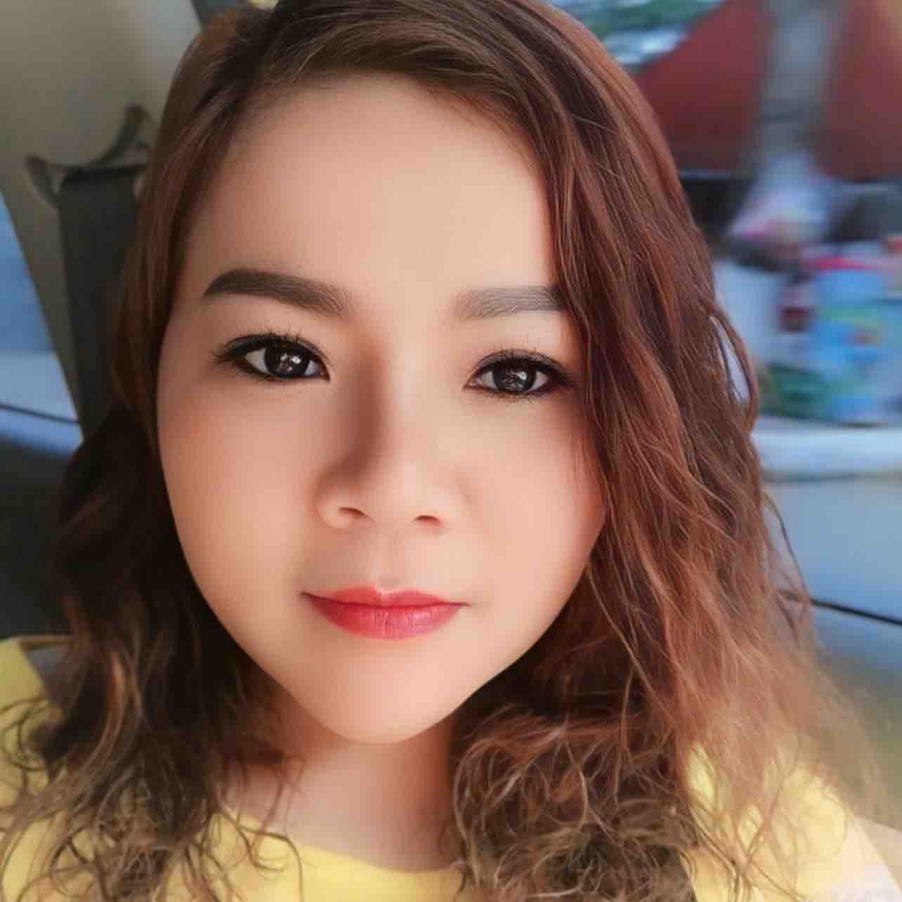 Vân  Nguyễn 