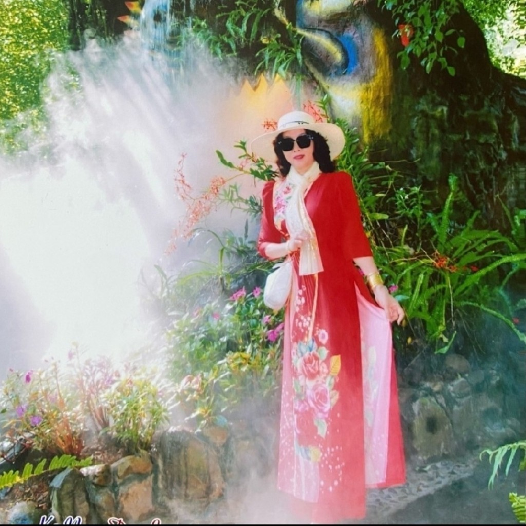 (LIÊN BÍCH)