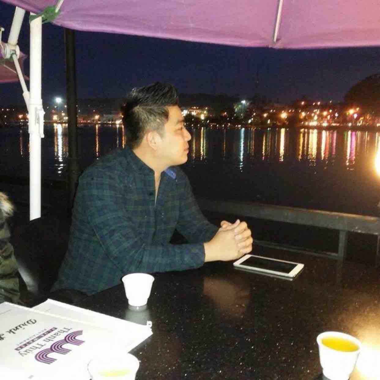 Tony Trọng 