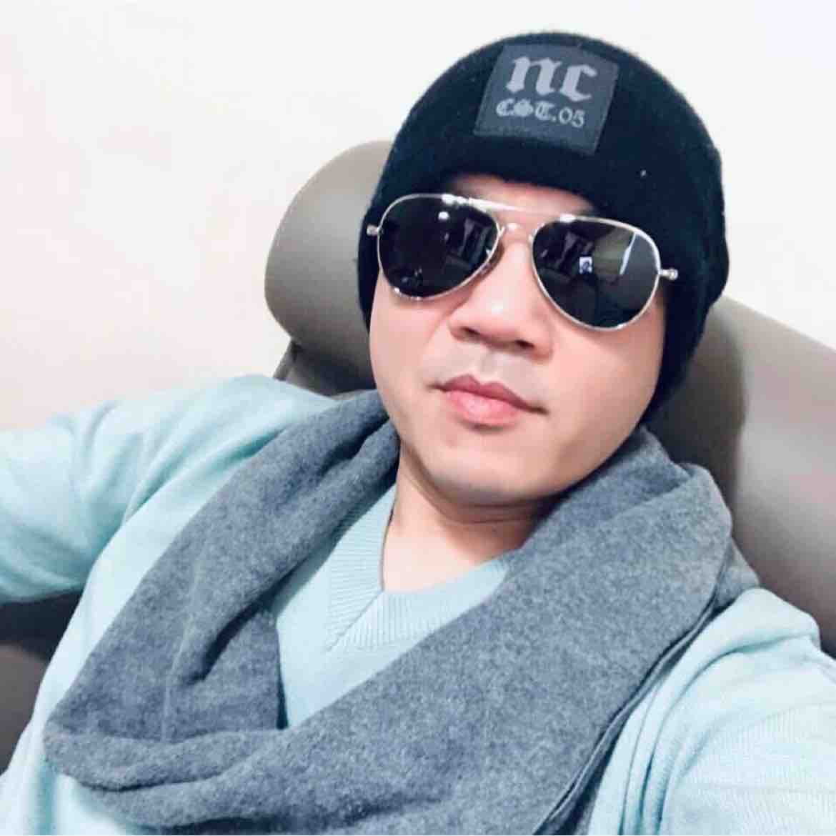 Sỹ Hùng