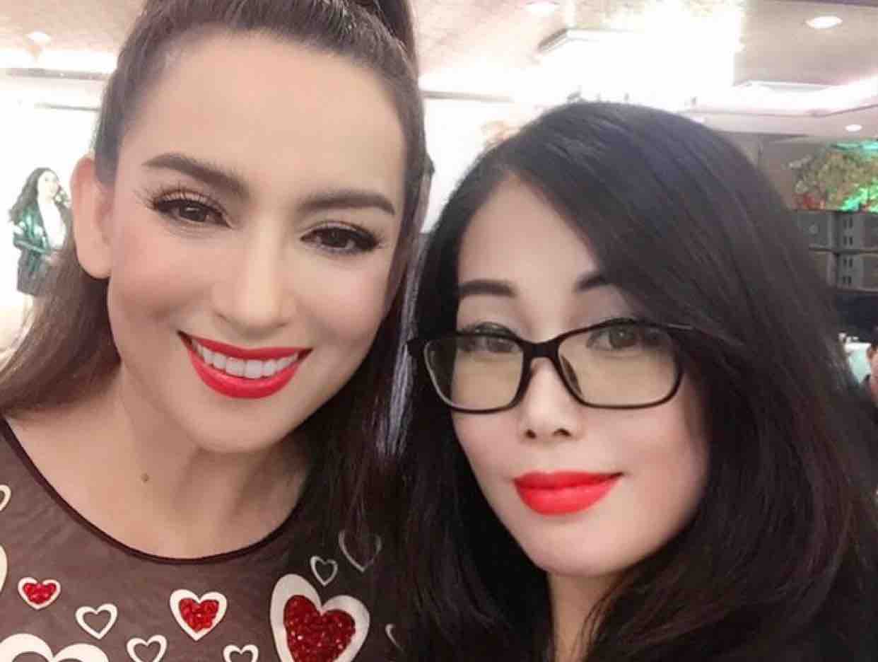 HOÀNG HÔN MÀU TÍM