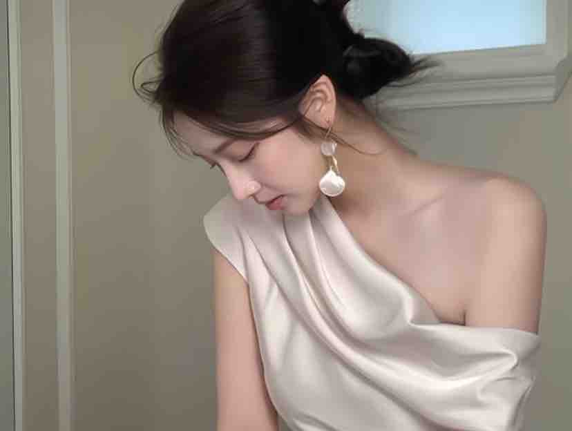 MỘT ĐỜI TAN VỠ 