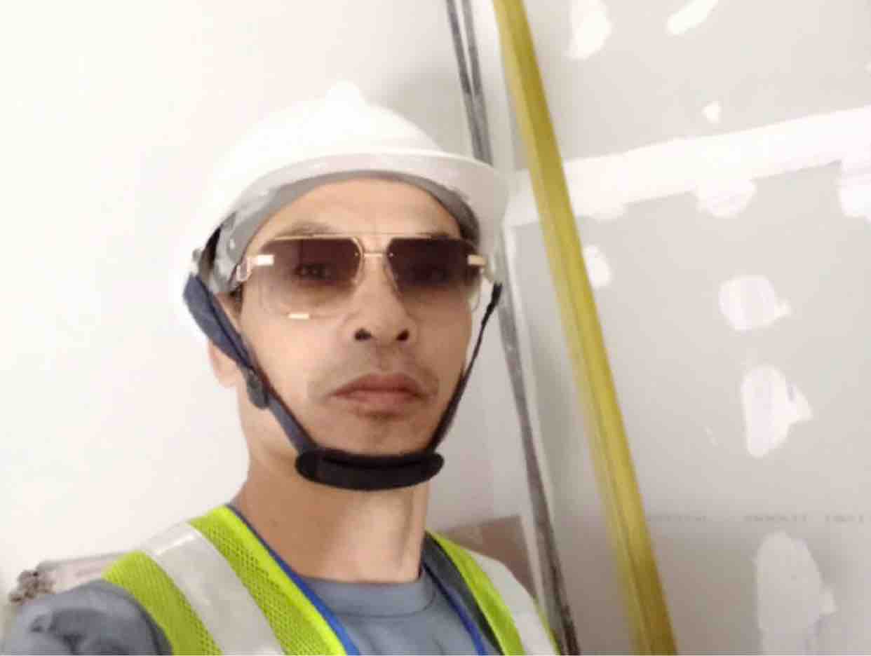 Trên công trường 