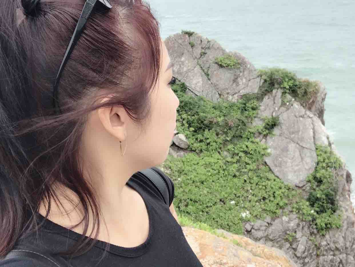 Màu Hoa Đỏ - Thuỷ LeO