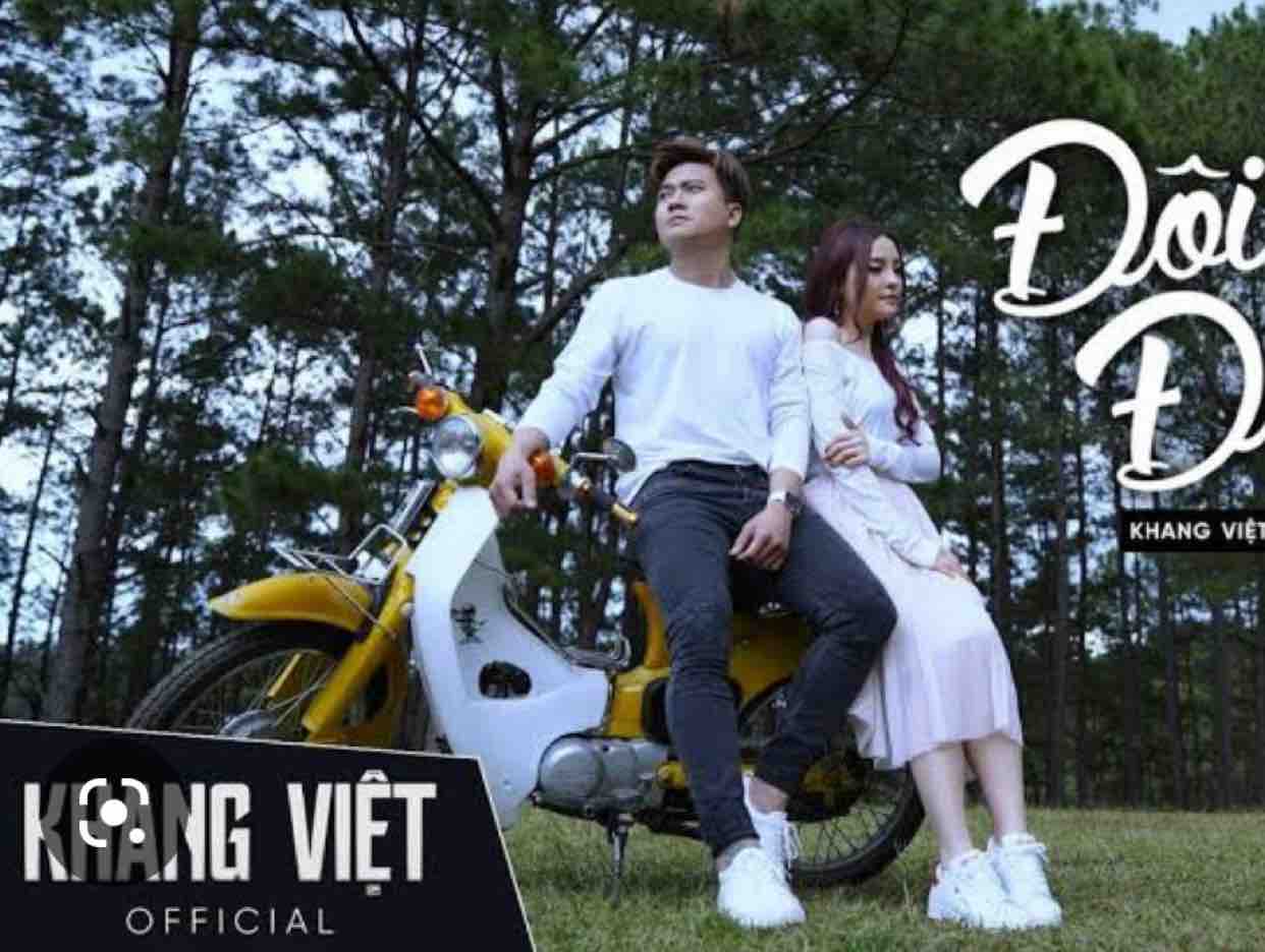 Đôi Lứa Đôi Nơi Karaoke 